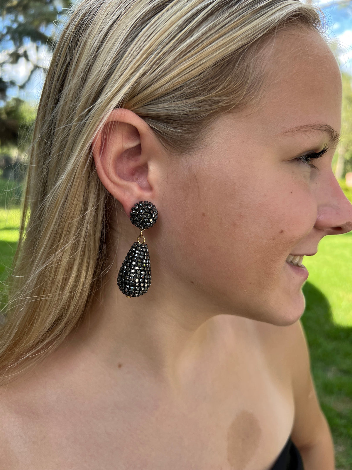 Black Beaded Teardrop Earrings