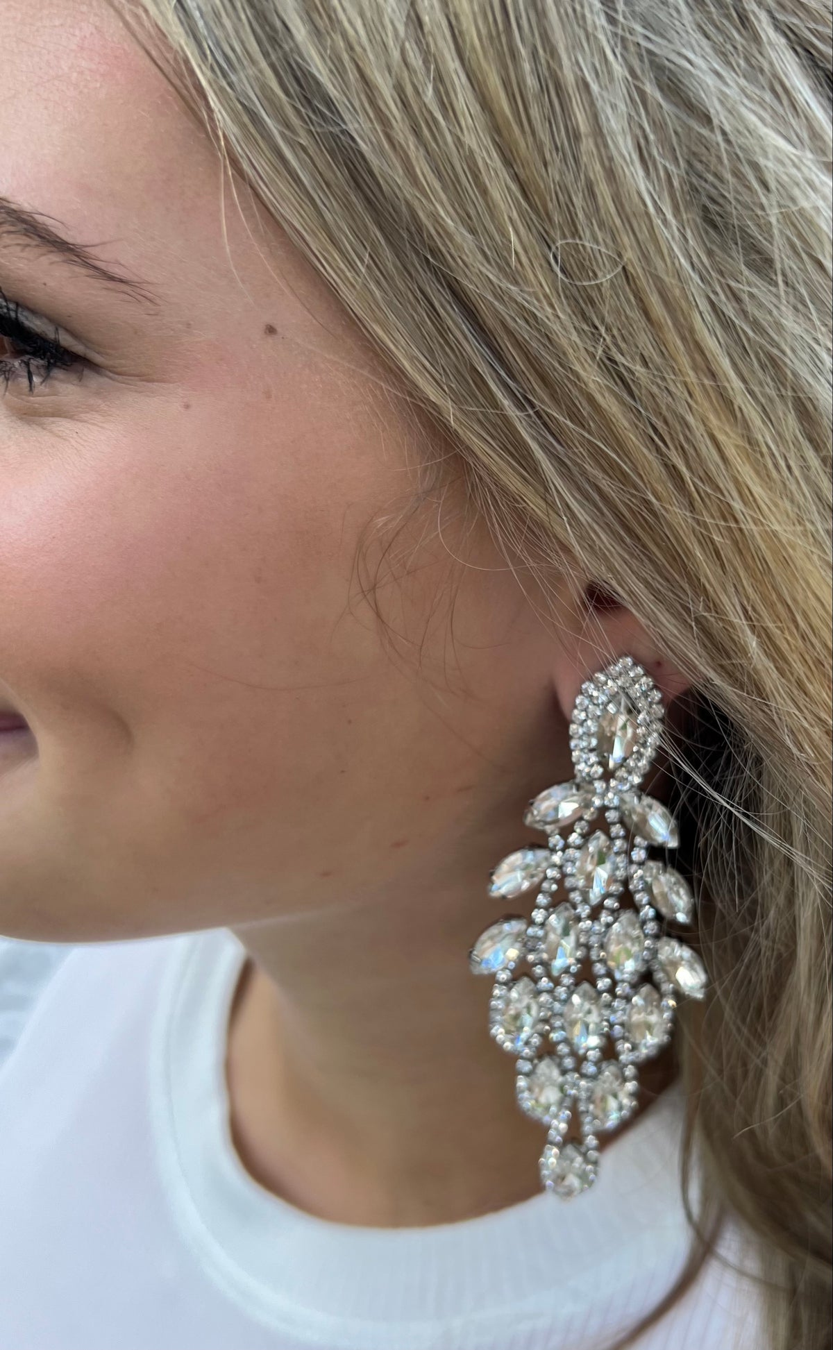 BOLD CITY Silver Chandelier Earrings