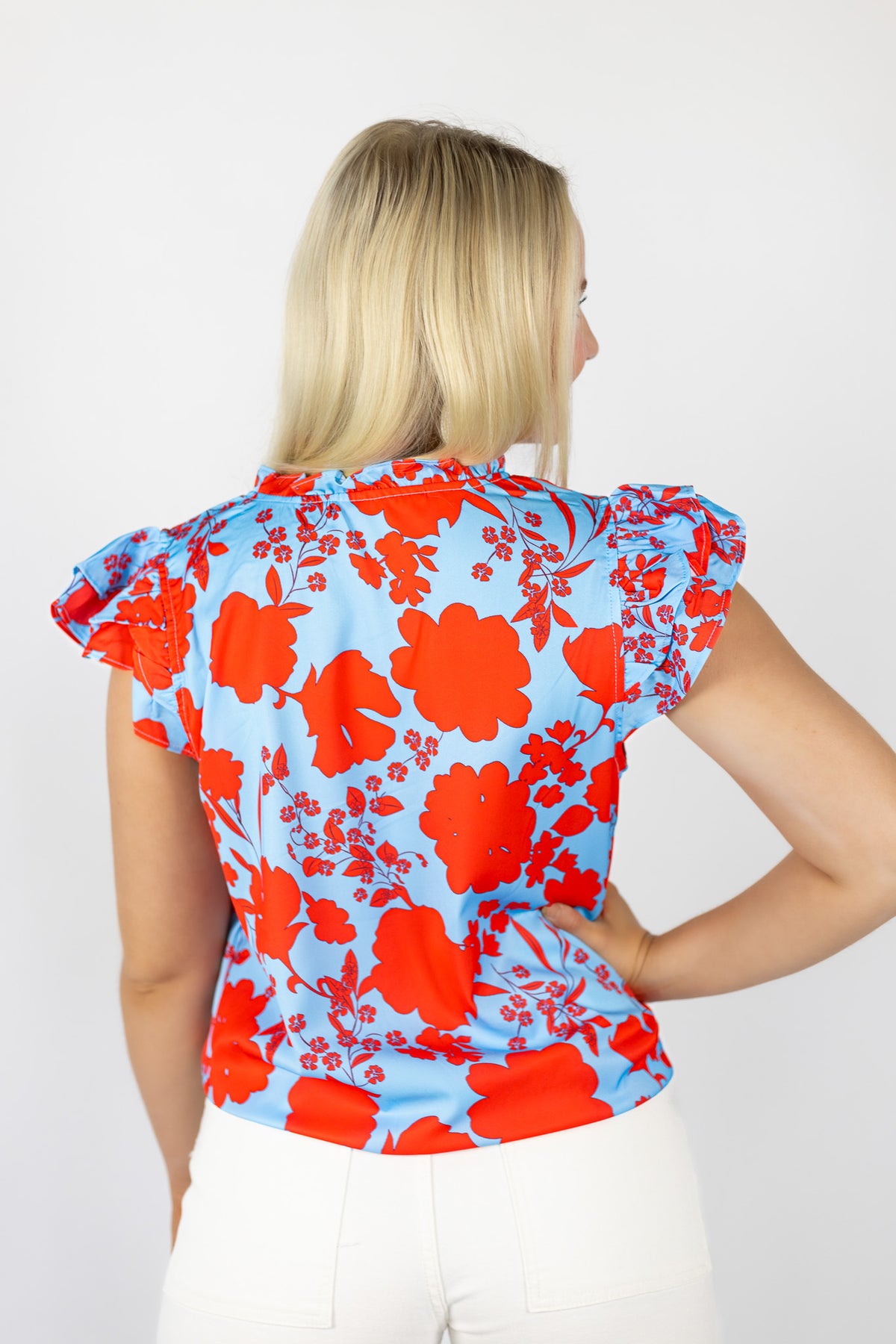 FIELD GOAL  //  Ruffled Cap Sleeve Floral Top